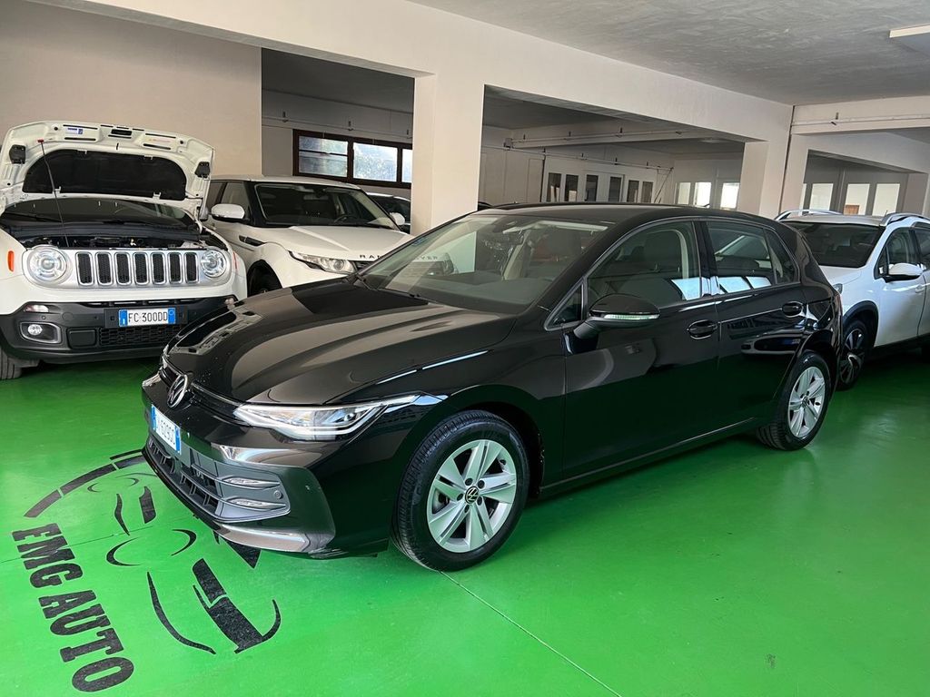 Volkswagen Golf 2025
