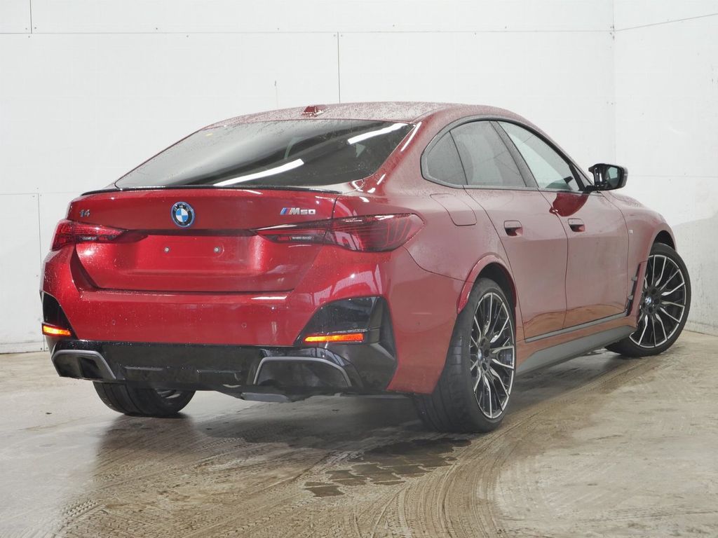 BMW i4 2025
