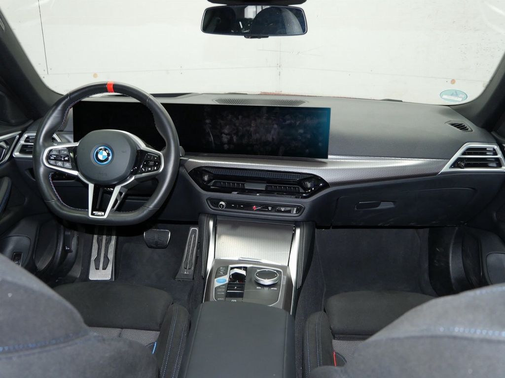 BMW i4 2025