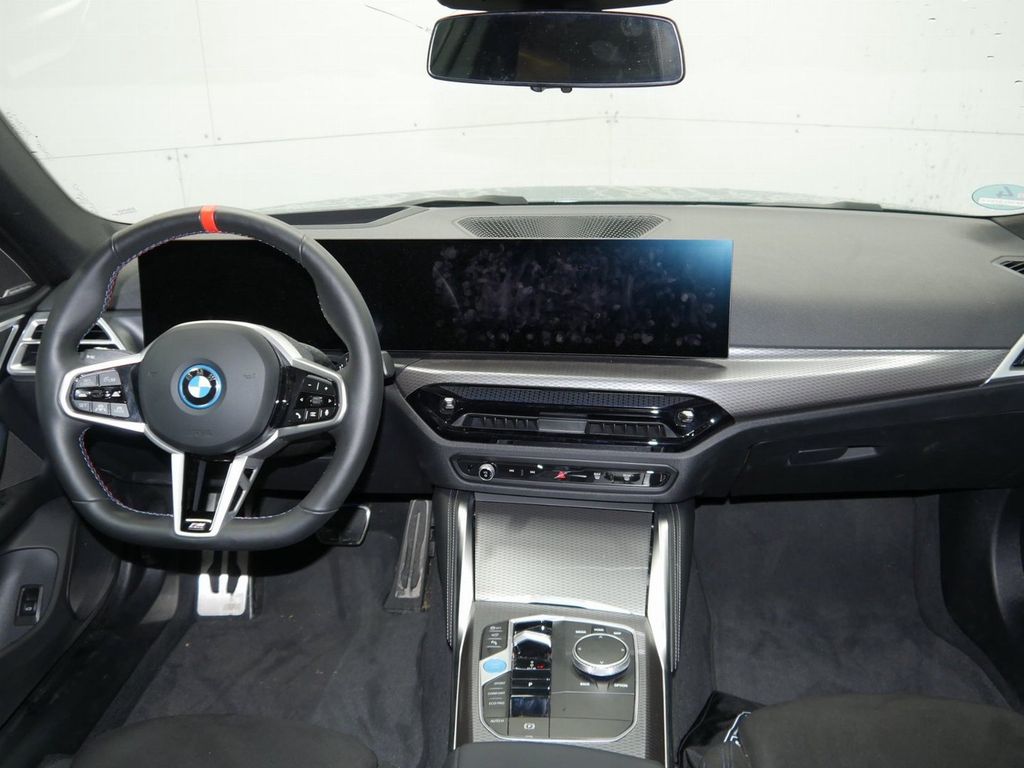 BMW i4 2024