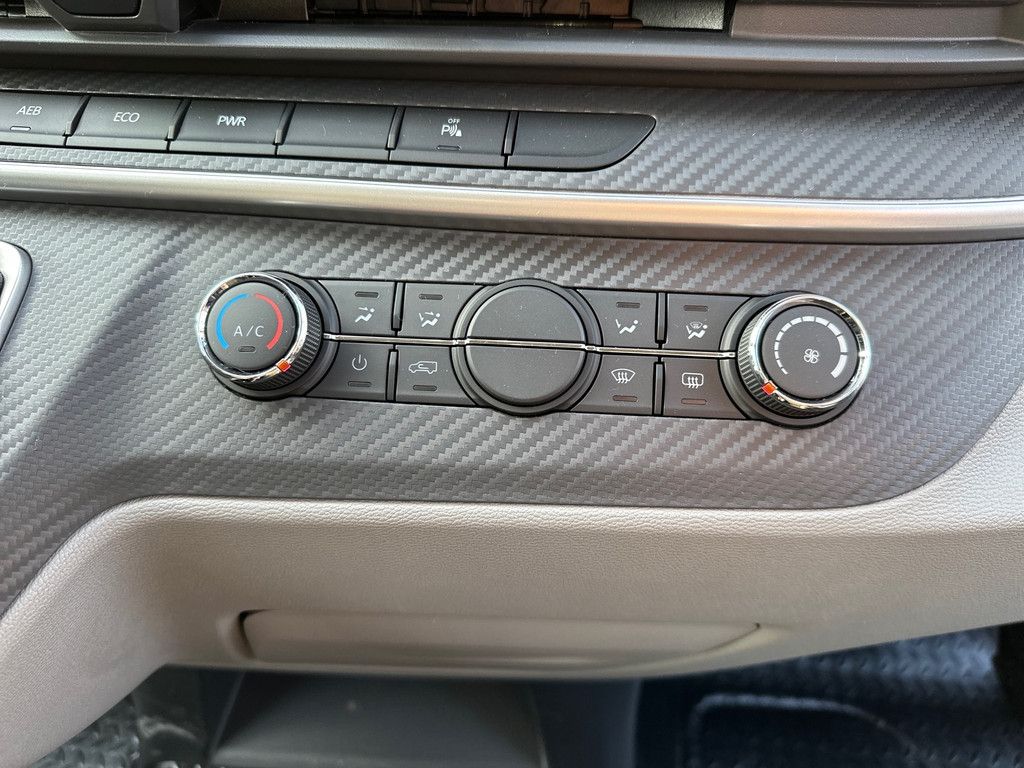 Maxus Deliver 9 2025