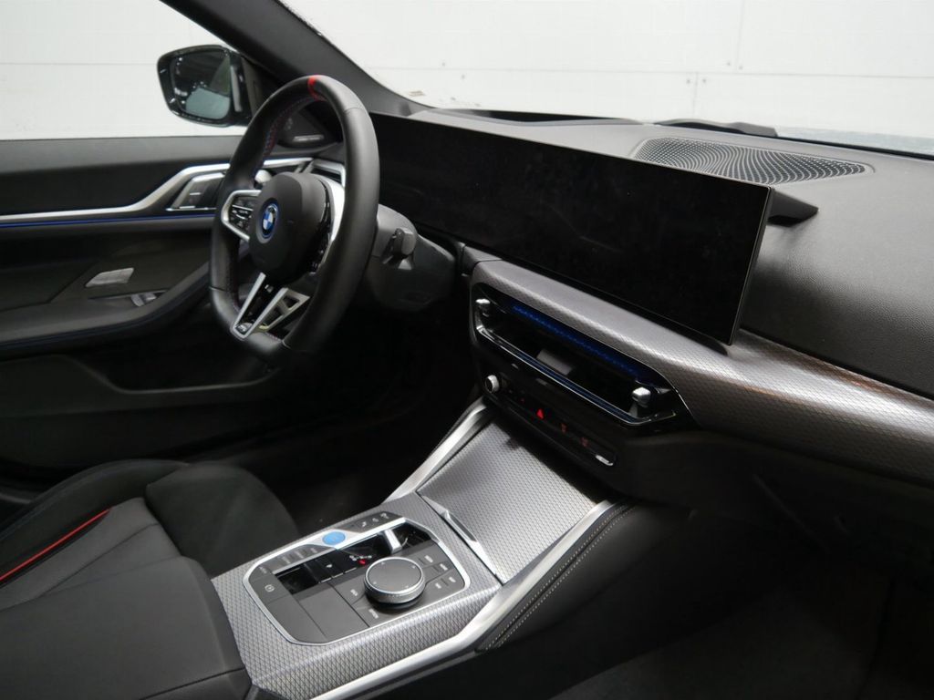 BMW i4 2024