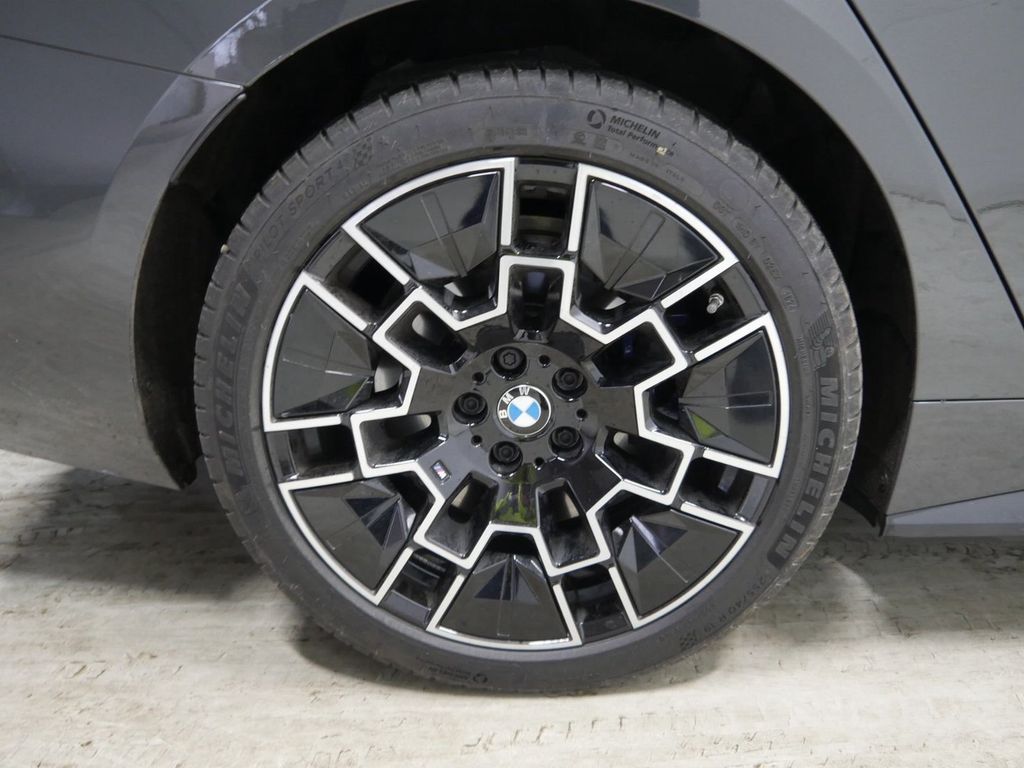BMW i4 2024