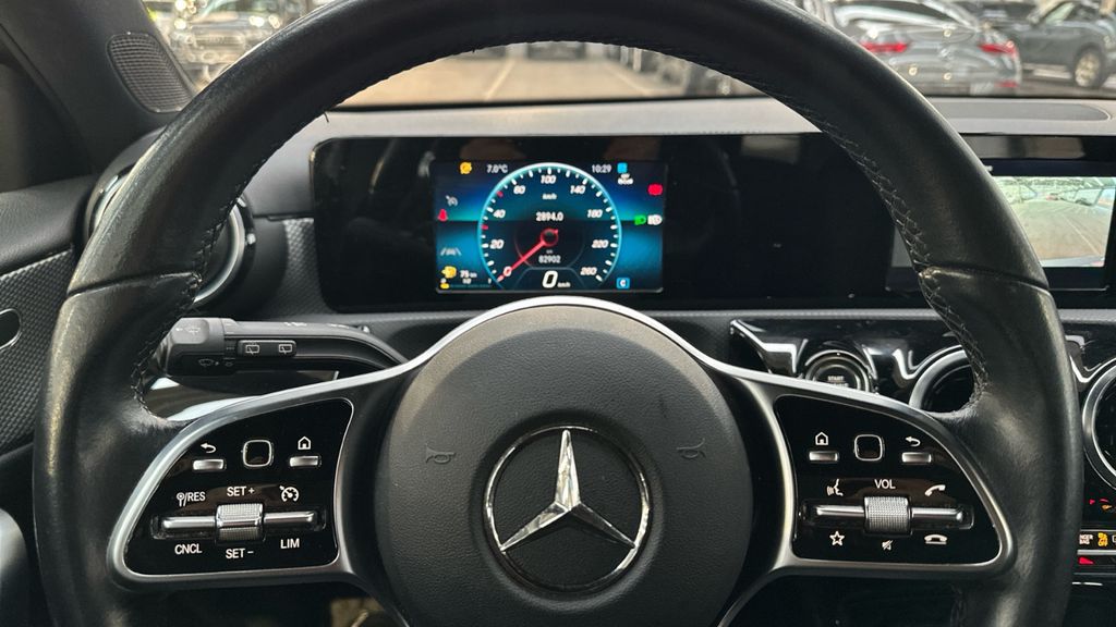 Mercedes-Benz A 180 2022