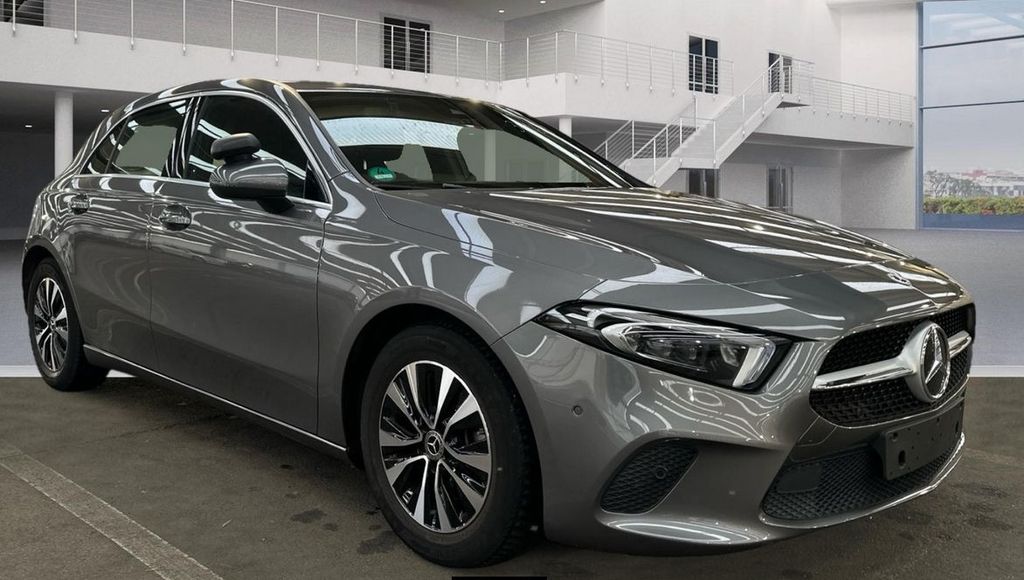 Mercedes-Benz A 180 2022