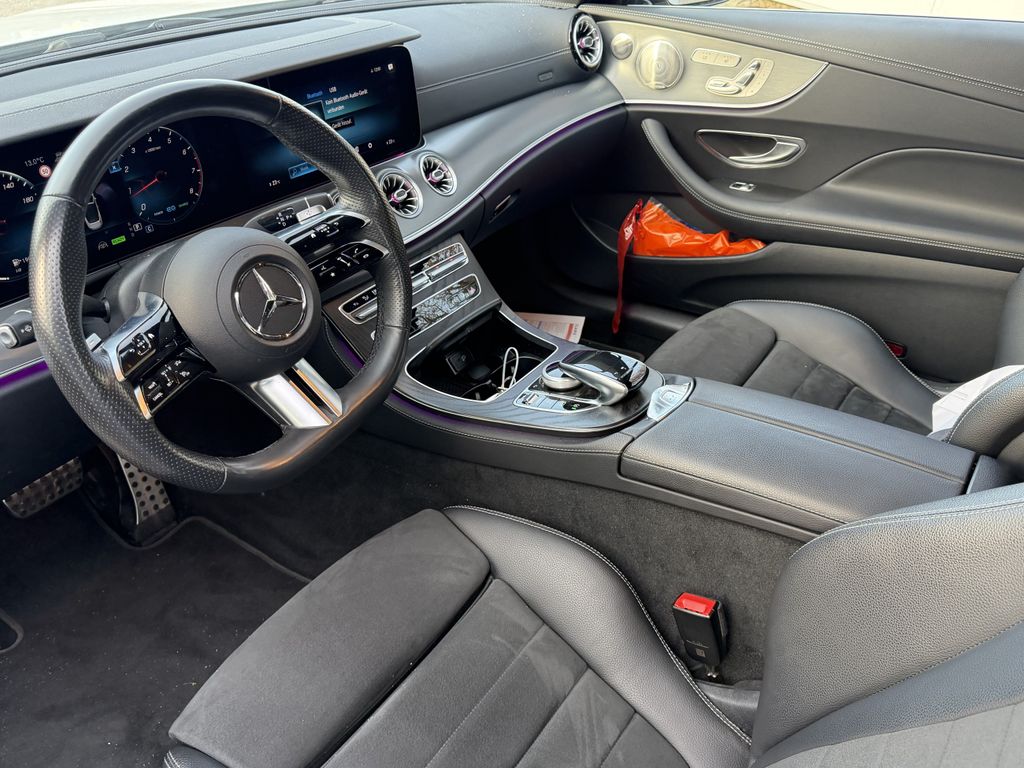 Mercedes-Benz E 300 2023