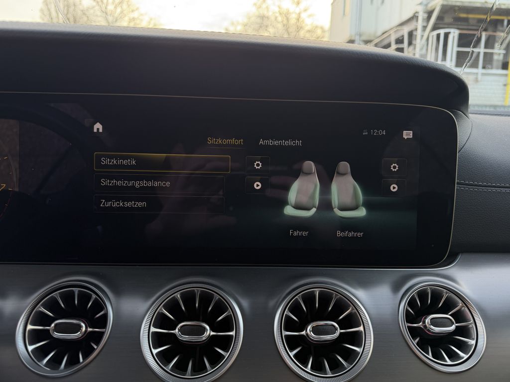 Mercedes-Benz E 300 2023