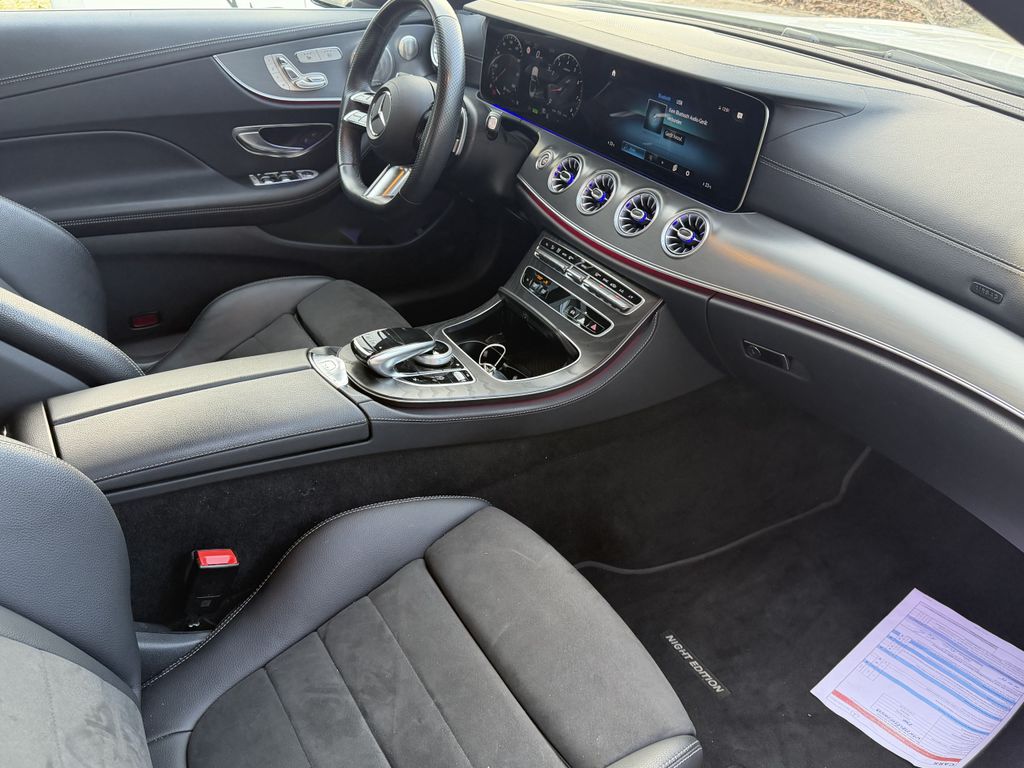 Mercedes-Benz E 300 2023