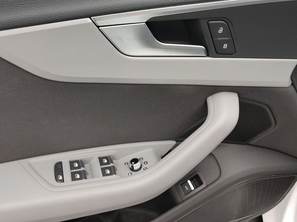 Audi A4 2022