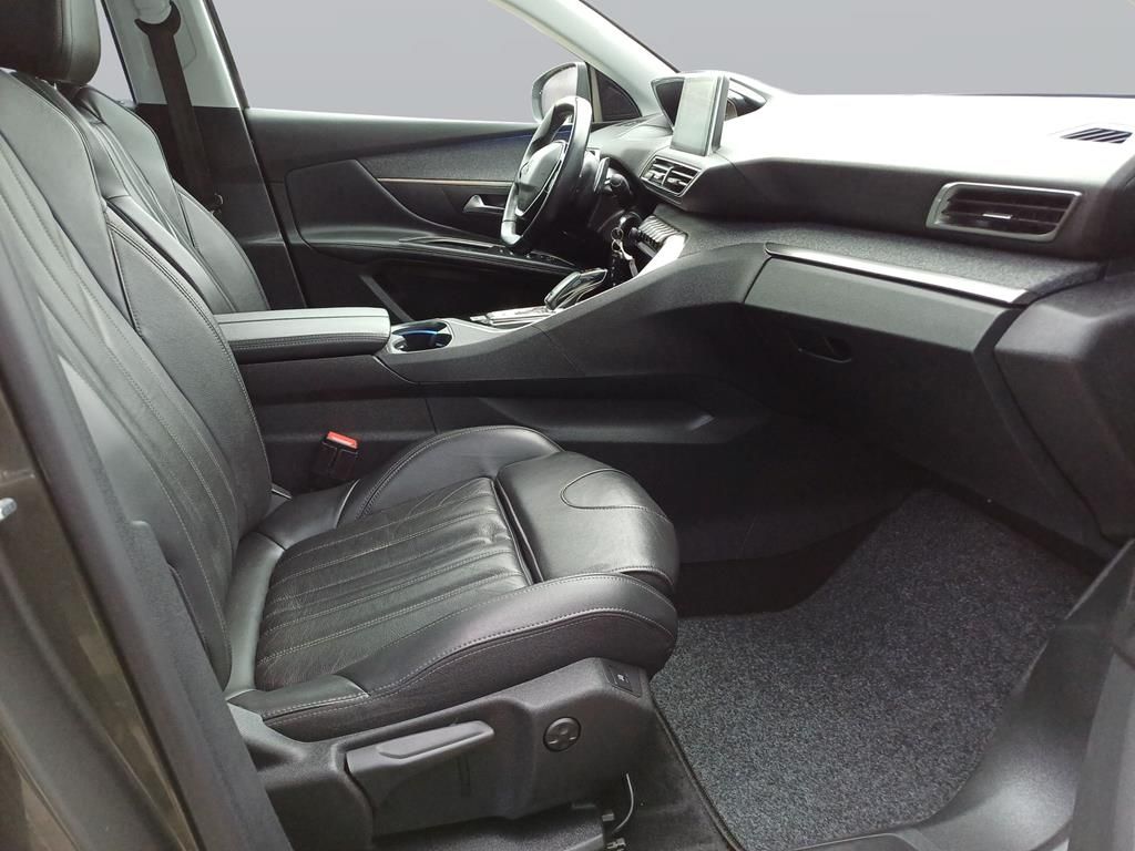 Peugeot 5008 2019