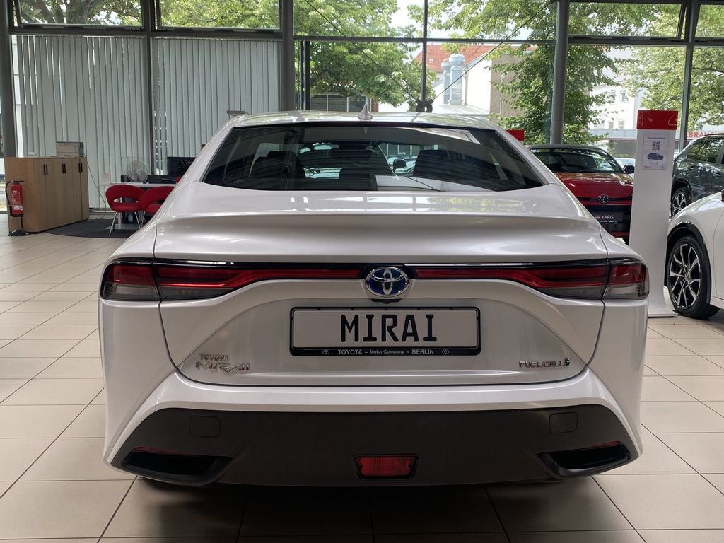 Toyota Mirai 2021