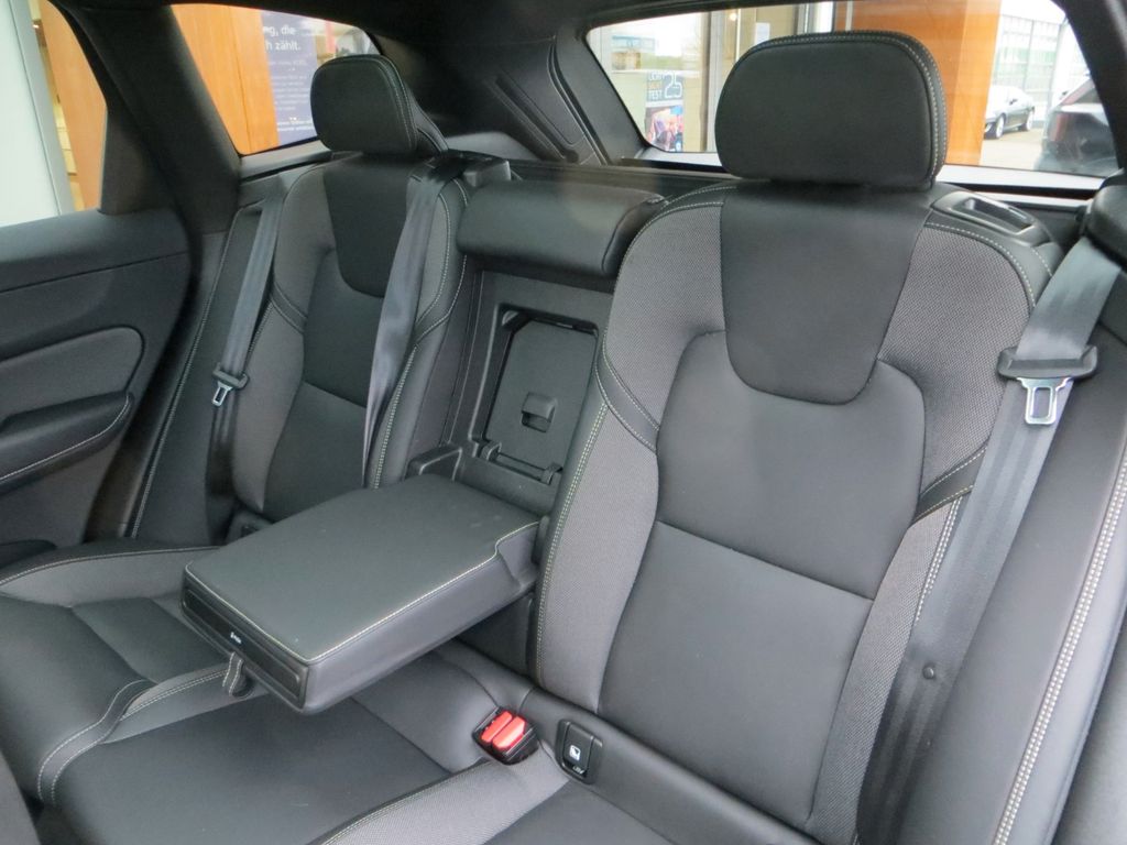 Volvo XC60 2022