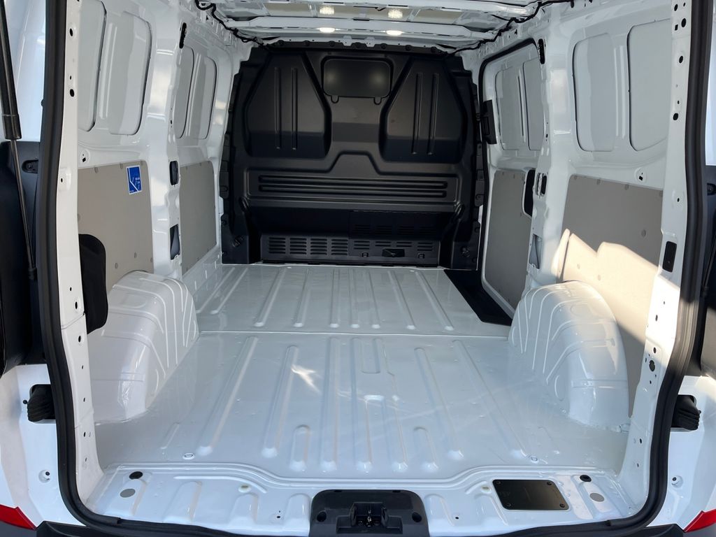 Volkswagen T7 Transporter