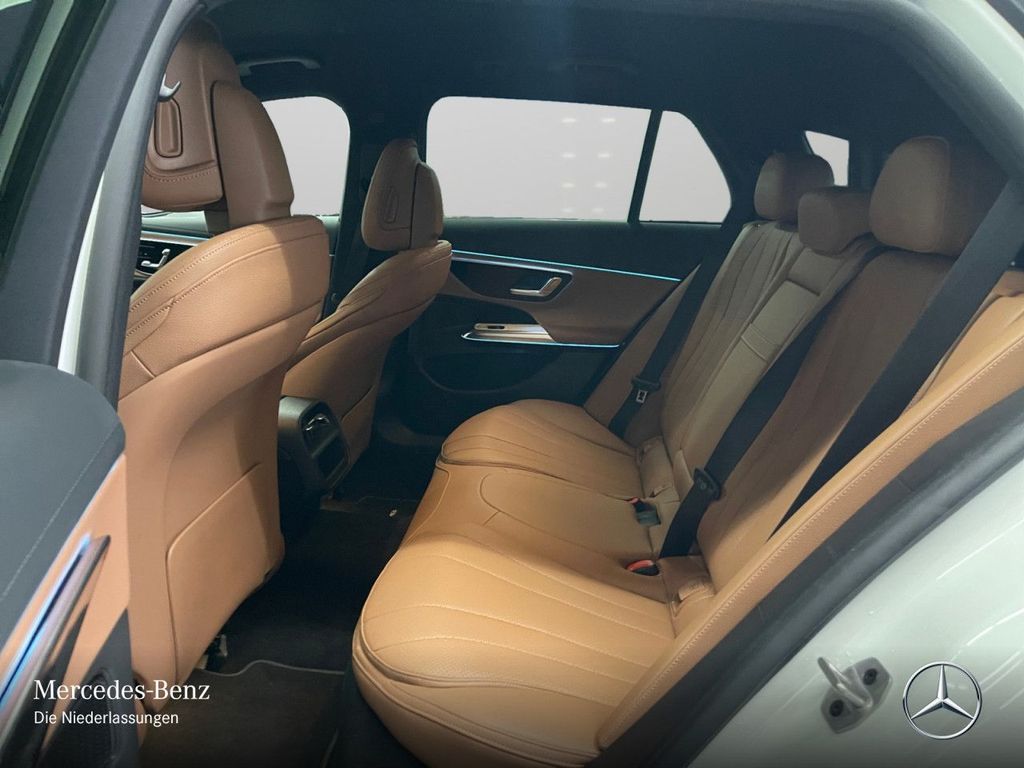 Mercedes-Benz E 300 2025