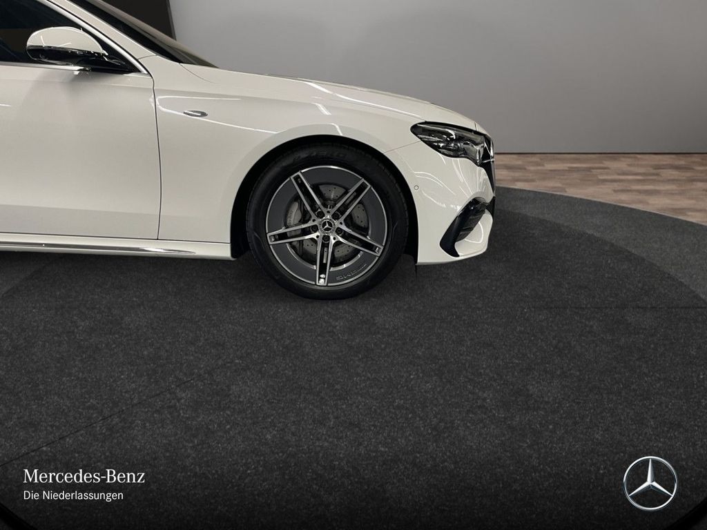 Mercedes-Benz E 300 2025