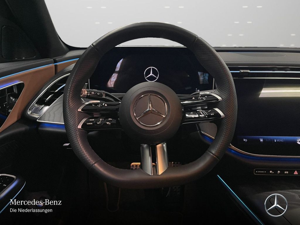 Mercedes-Benz E 300 2025