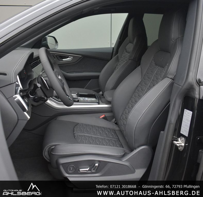 Audi RSQ8 2025