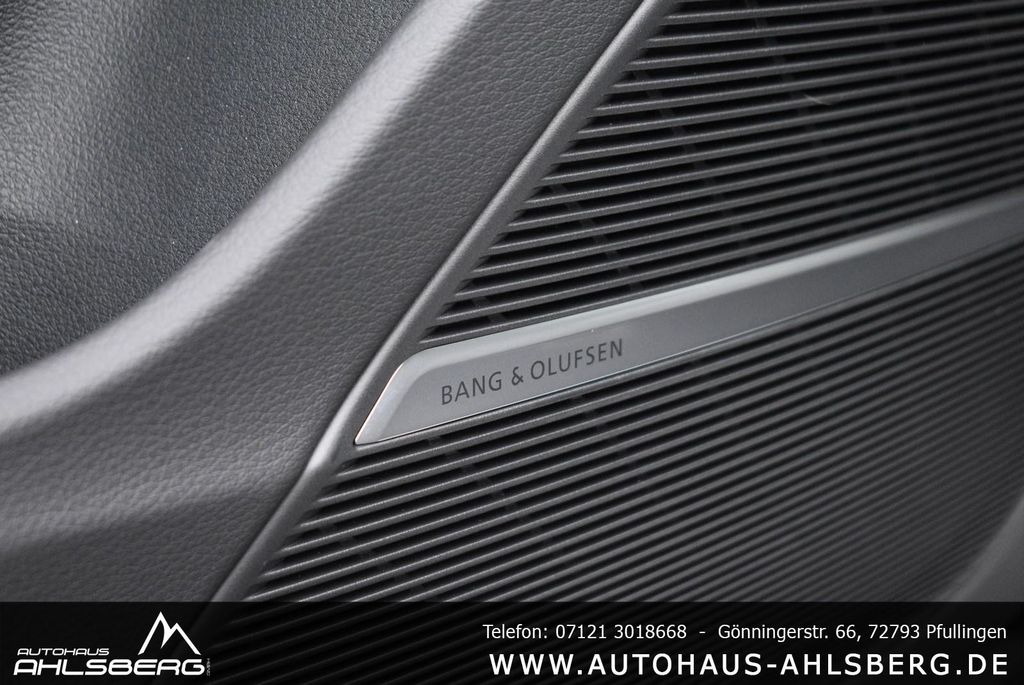 Audi RSQ8 2025