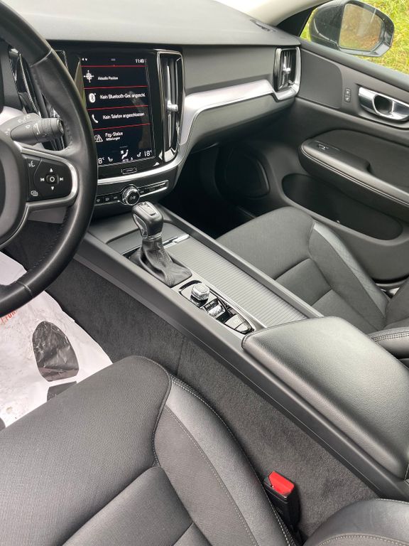 Volvo V60 2020