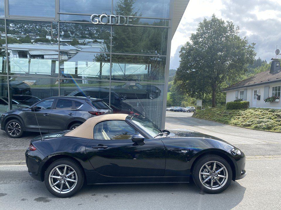 Mazda MX-5 2025