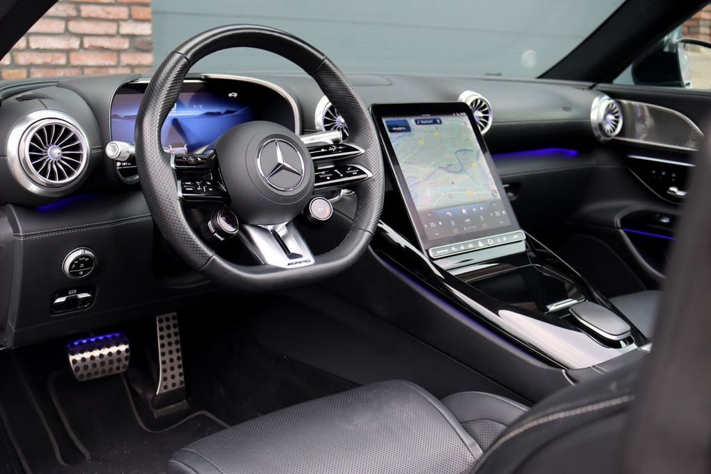 Mercedes-Benz SL 43 AMG 2024