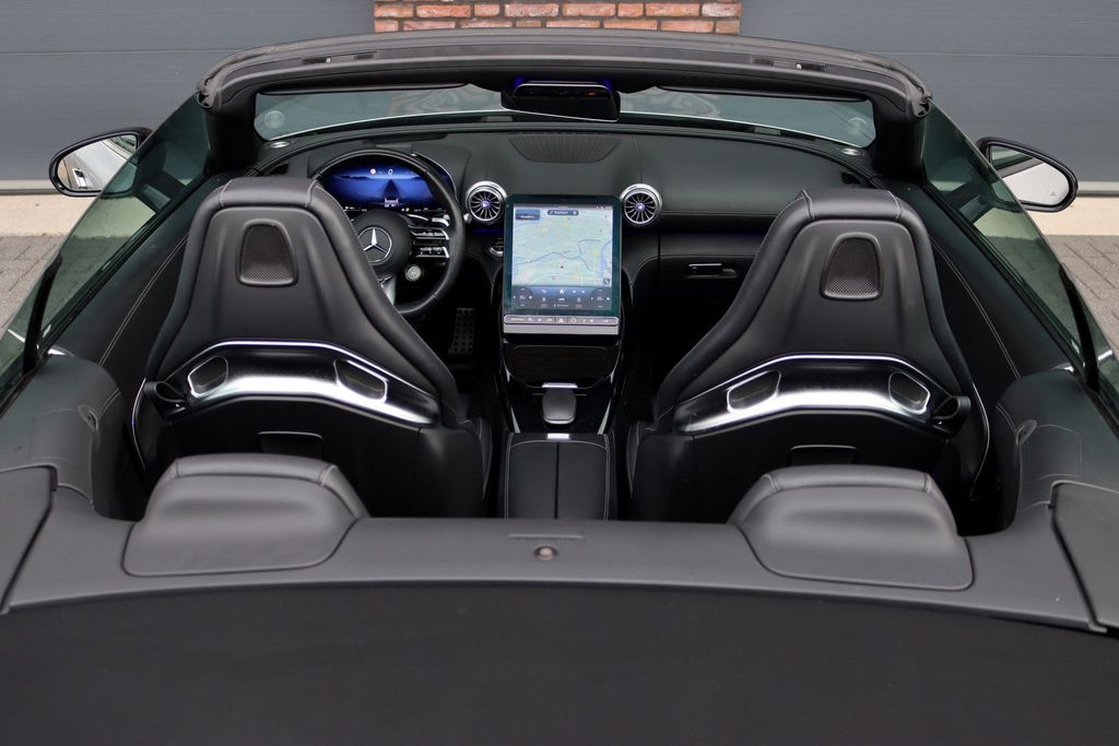 Mercedes-Benz SL 43 AMG 2024