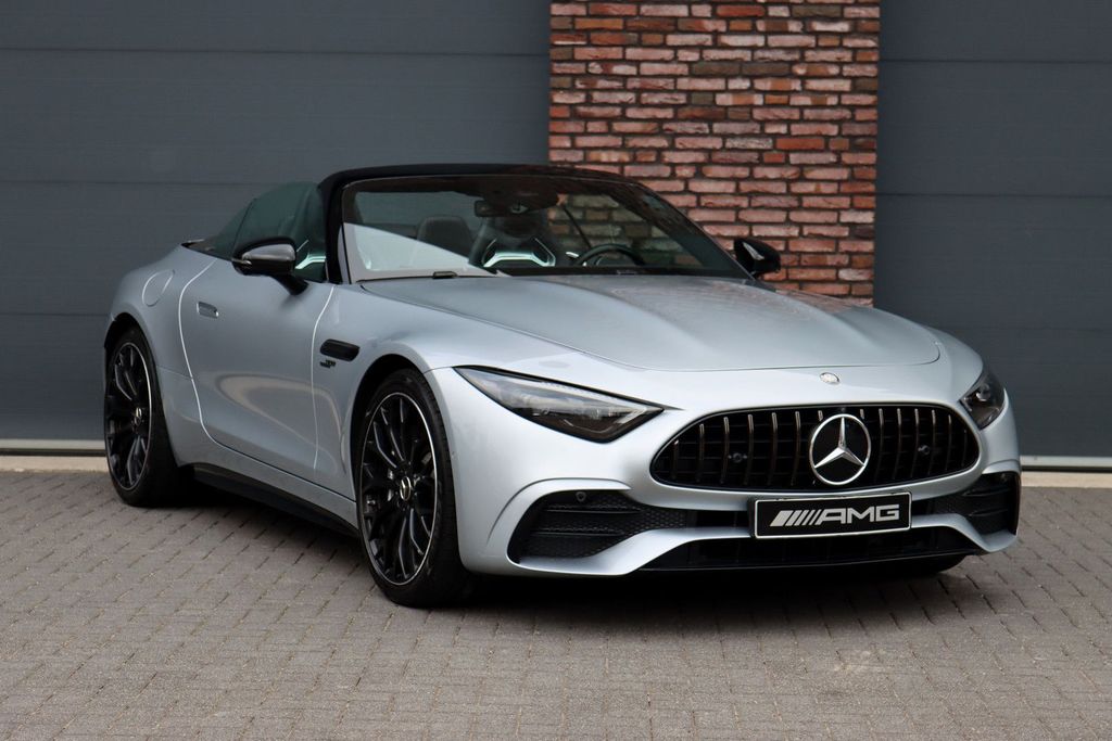 Mercedes-Benz SL 43 AMG 2024