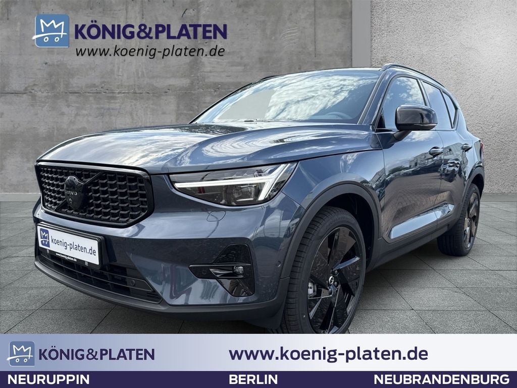 Volvo XC40 2025