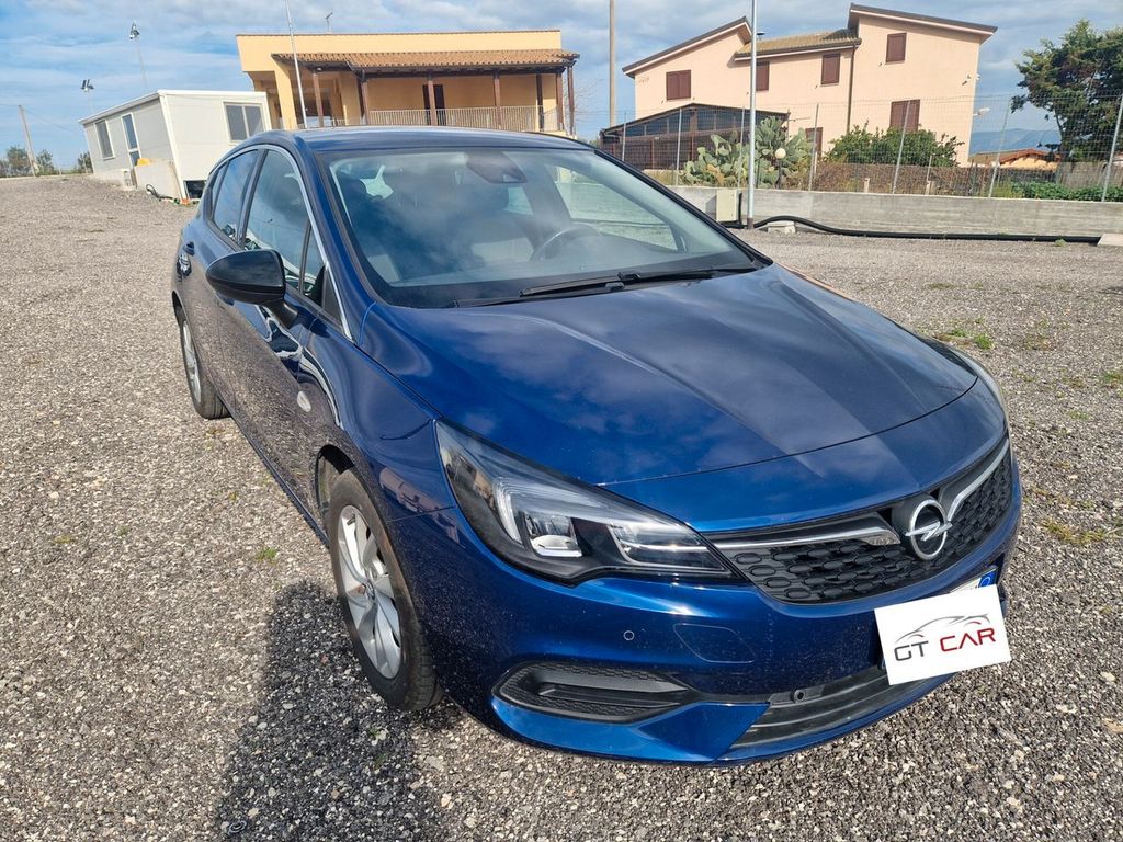 Opel Astra 2021