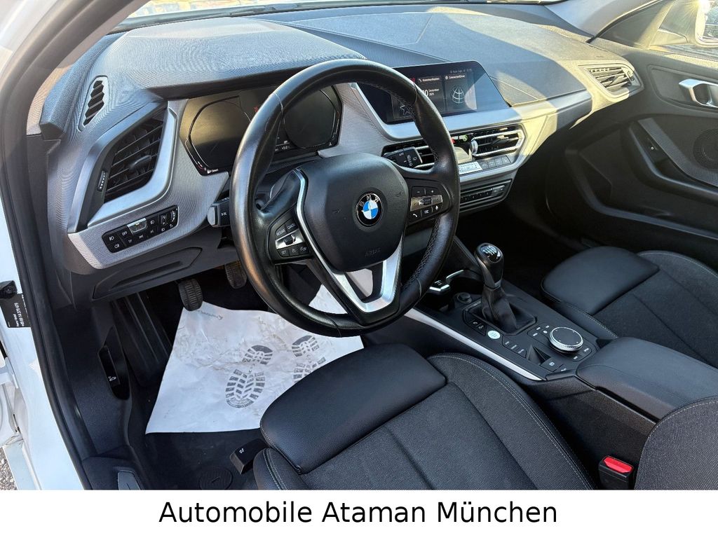 BMW 118 2021