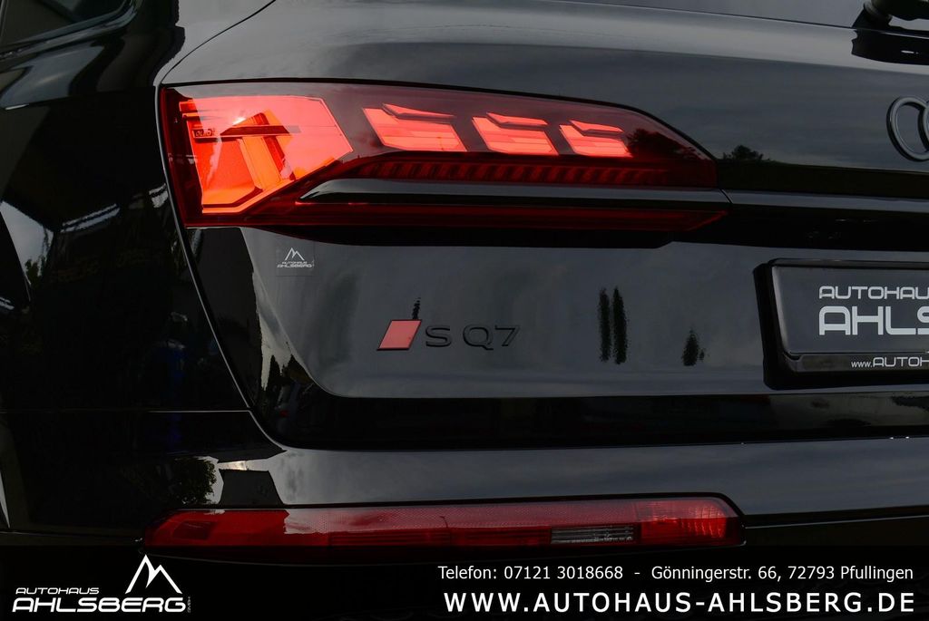 Audi SQ7 2025