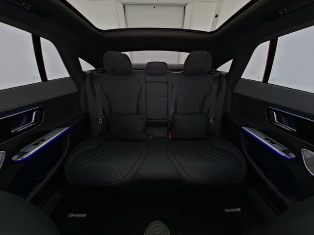 Mercedes-Benz EQE 2024