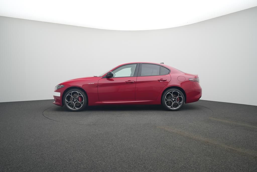 Alfa Romeo Giulia 2025