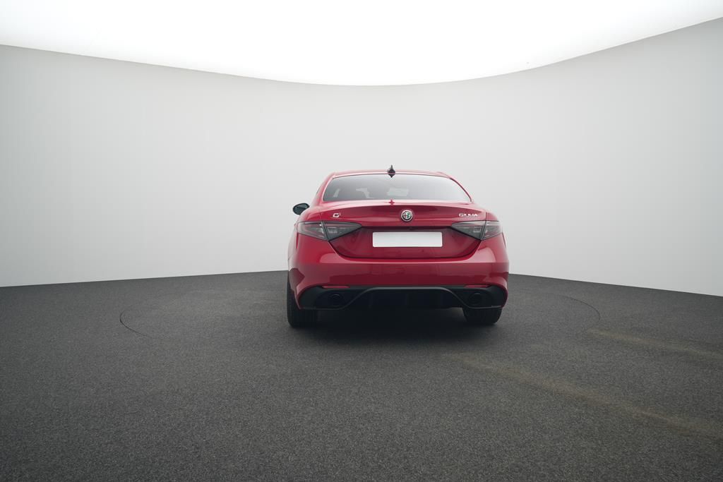Alfa Romeo Giulia 2025