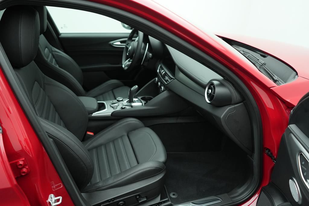 Alfa Romeo Giulia 2025