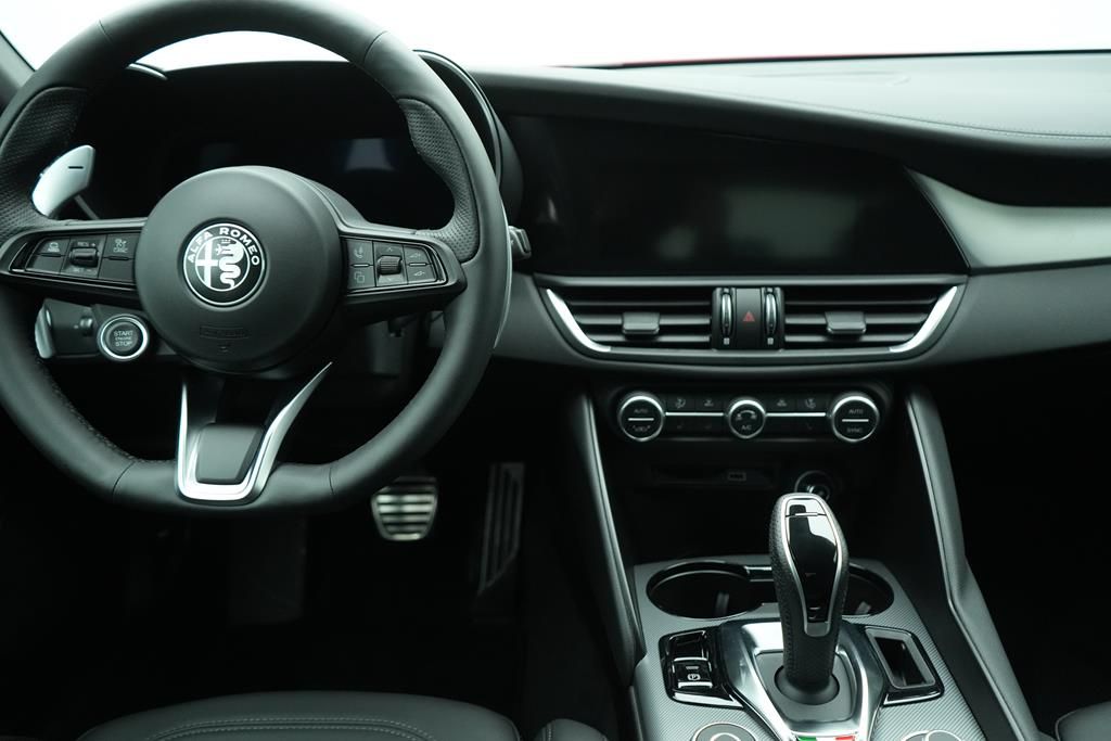 Alfa Romeo Giulia 2025