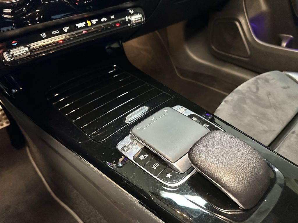 Mercedes-Benz CLA 200 2019