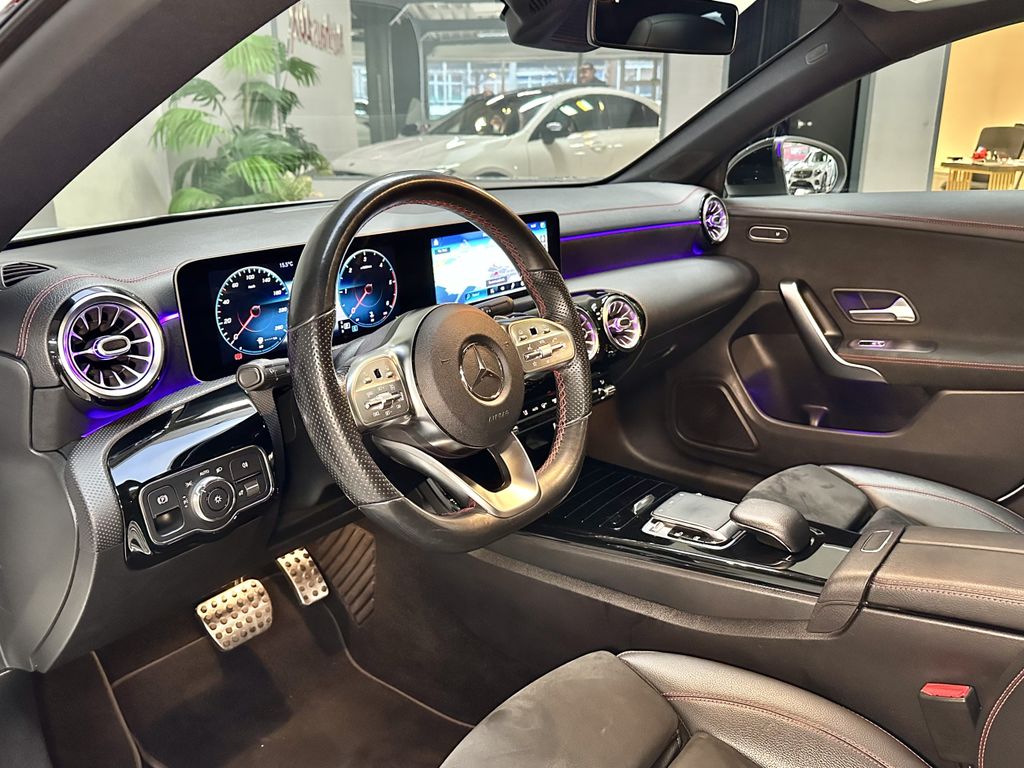 Mercedes-Benz CLA 200 2019