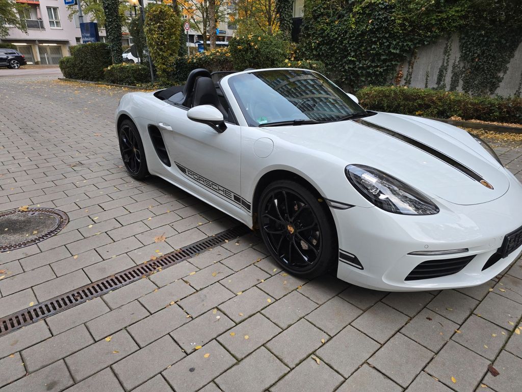 Porsche Boxster 2024