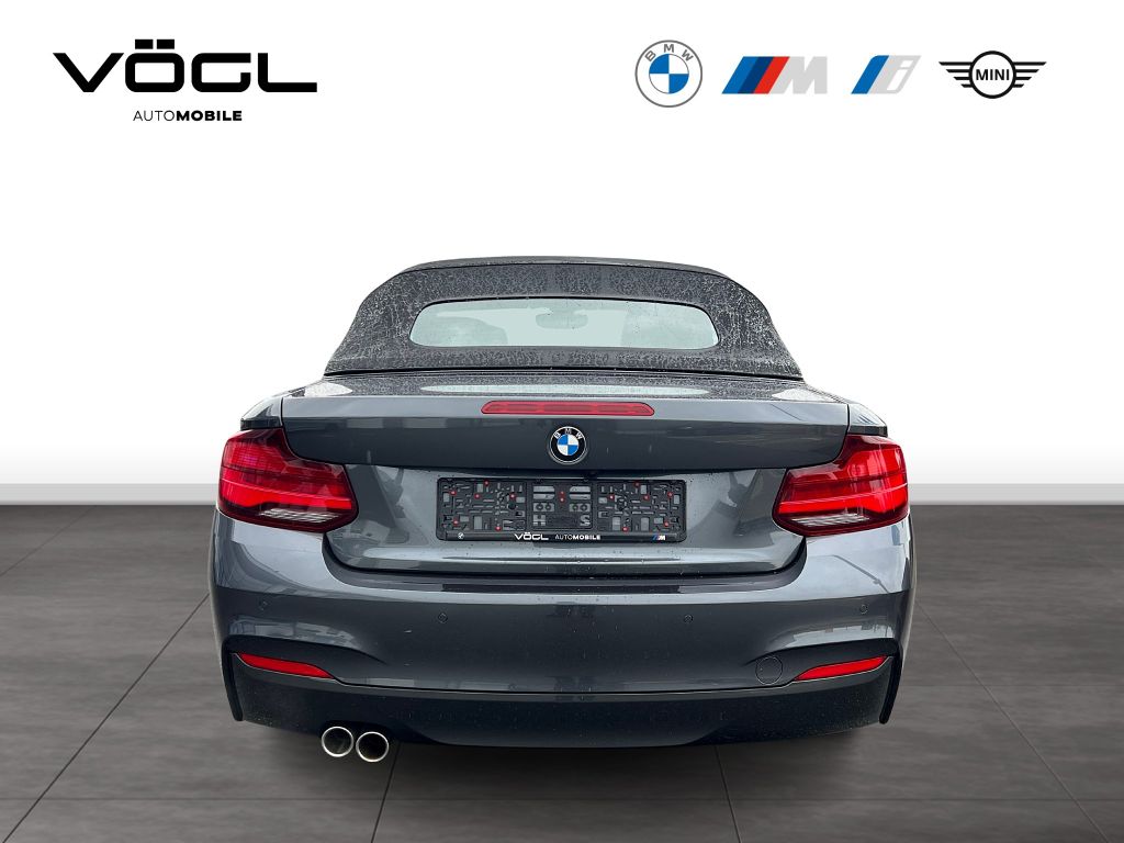 BMW 218 2021