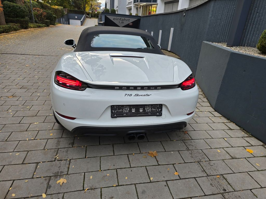 Porsche Boxster 2024