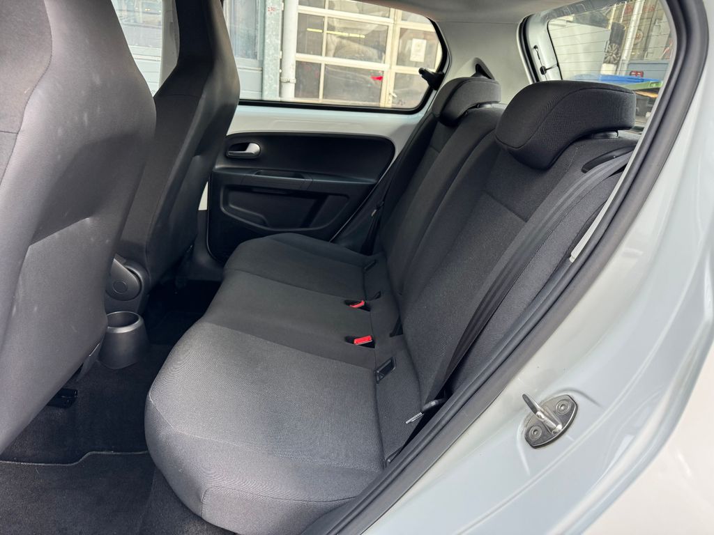 Volkswagen up! 2021