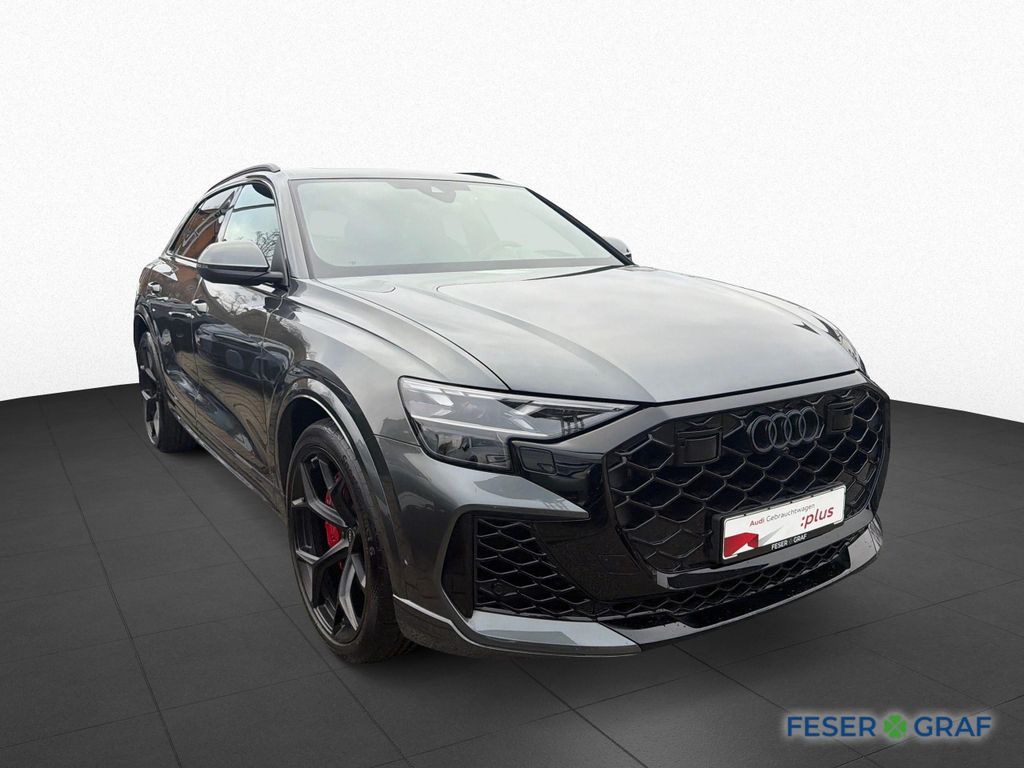 Audi RSQ8 2025