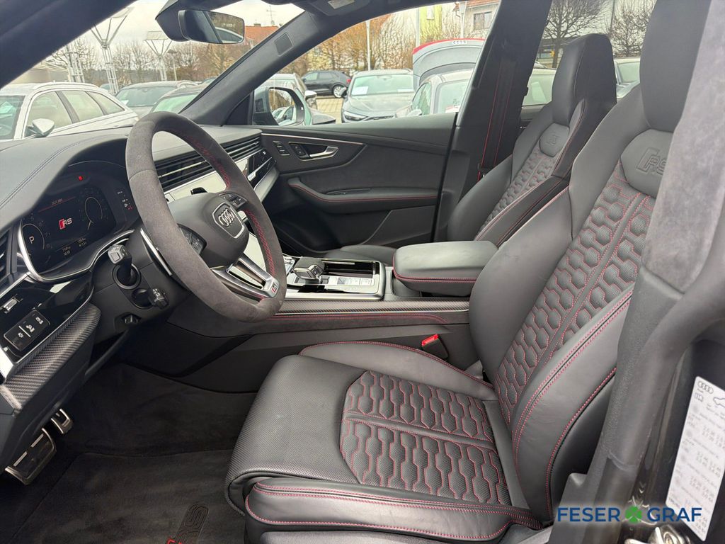 Audi RSQ8 2025