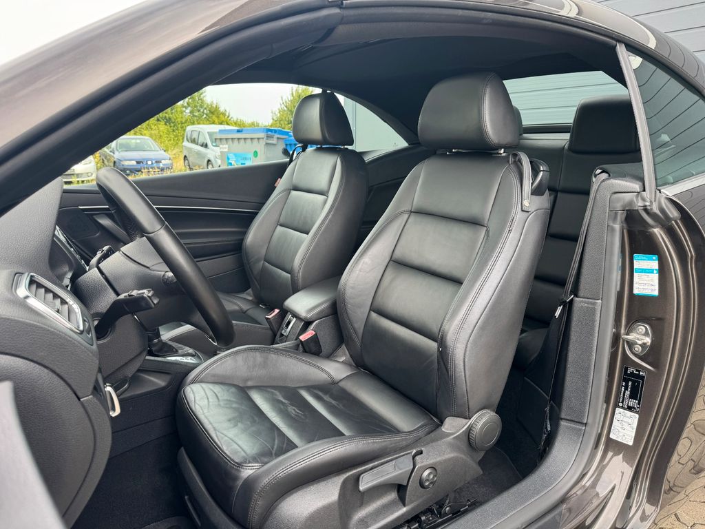 Volkswagen Eos 2011