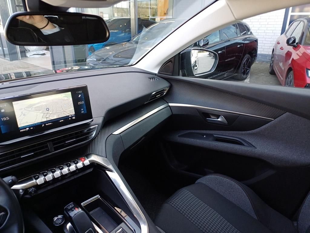 Peugeot 3008 2022