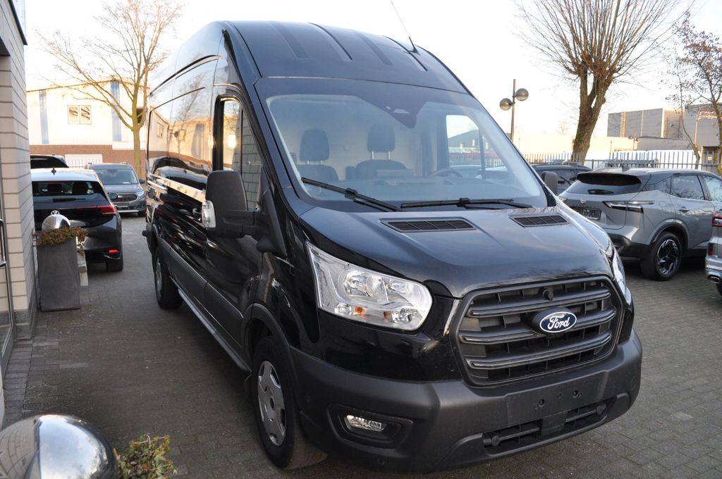 Ford Transit 2024