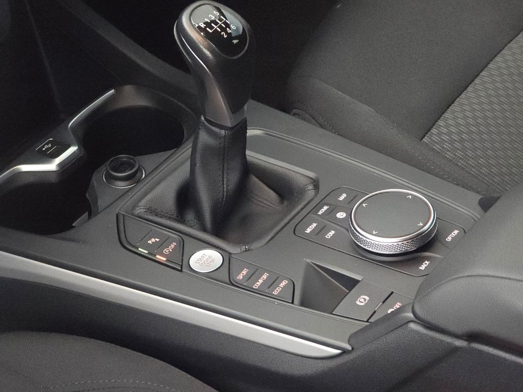 BMW 118 2022