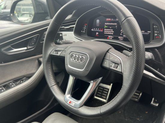 Audi SQ8 2019