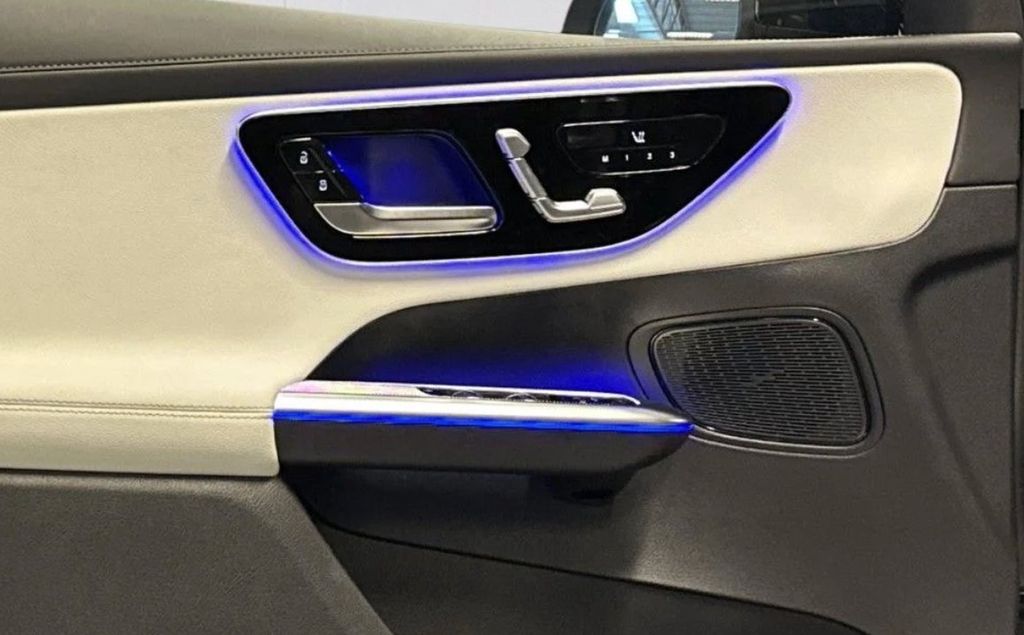 Mercedes-Benz GLC 300 2025